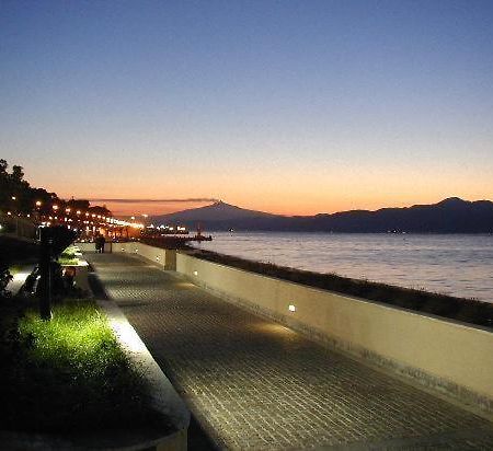 Vista Mare Rooms Reggio di Calabria Exterior foto